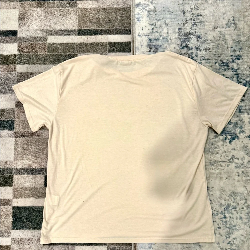 4/$20 🛍️ Super Soft Cream T-Shirt with Moon and Stars Design - Picture 6 of 6